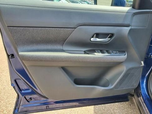 New 2025 Nissan Kicks SV w/ SV Premium Package image 10