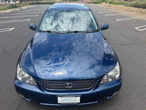 Used 2005 Lexus IS 300 RWD image 8