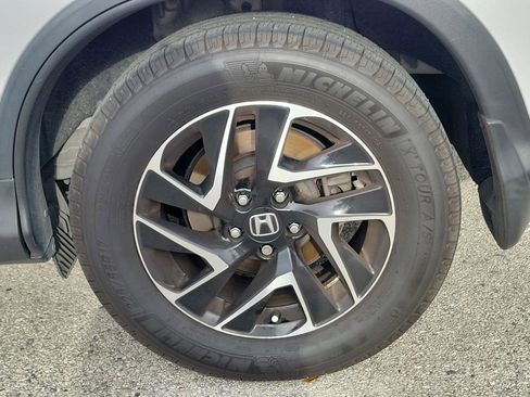 Used 2016 Honda CR-V SE image 11