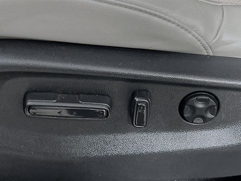 Used 2019 Honda CR-V EX-L image 16