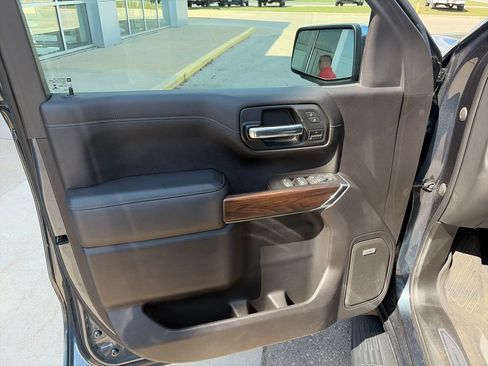 Used 2020 GMC Sierra 1500 SLT w/ SLT Premium Plus Package AWD/4WD image 10