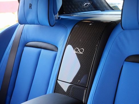 New 2026 Rolls-Royce Cullinan Black Badge image 28