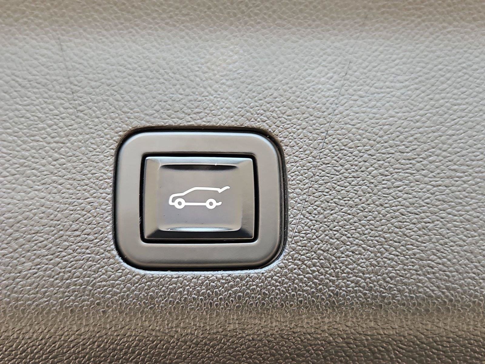 Used 2023 Cadillac Escalade Sport AWD/4WD image 33