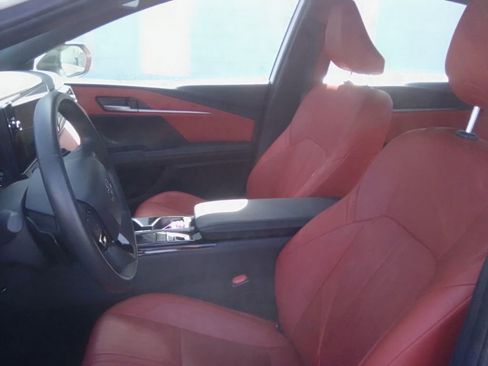 Used 2025 Toyota Camry XSE image 12