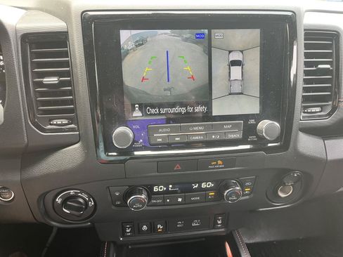 Used 2023 Nissan Frontier PRO-4X w/ Pro Convenience Package AWD/4WD image 21