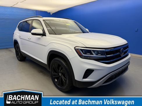 Used 2023 Volkswagen Atlas SE w/ Panoramic Sunroof Package AWD/4WD image 1