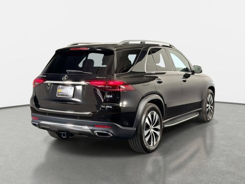 Used 2025 Mercedes-Benz GLE 350 4MATIC w/ Driver Assistance Package image 3
