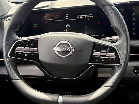 Used 2023 Nissan Ariya FWD image 9
