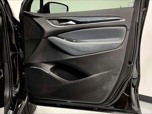 Used 2019 Buick Enclave Essence image 22