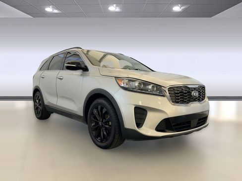 Used 2020 Kia Sorento S image 7