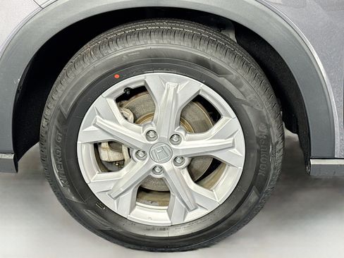 Certified 2023 Honda HR-V LX image 28