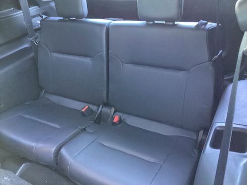 Used 2024 Mitsubishi Outlander SE Black Edition image 17