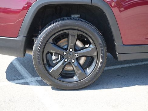 Used 2024 Jeep Grand Cherokee L Altitude AWD/4WD image 49