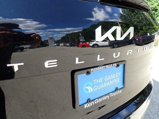 Used 2024 Kia Telluride EX AWD/4WD image 7