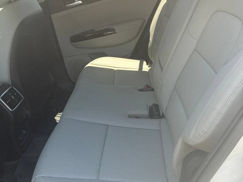 Used 2020 Kia Sportage EX AWD/4WD image 10