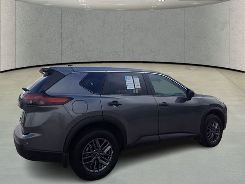 Used 2026 Nissan Rogue S image 5