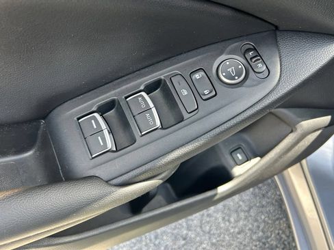 Used 2019 Honda Accord Sport image 32