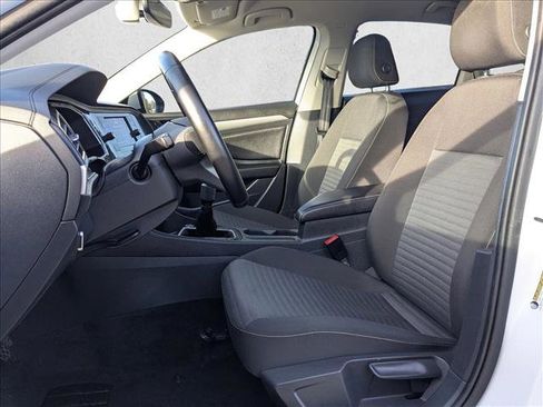 Used 2022 Volkswagen Jetta S image 16