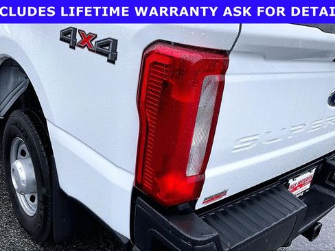 Used 2023 Ford F250 XL AWD/4WD image 24