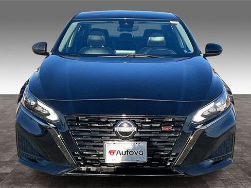 Used 2023 Nissan Altima 2.5 SR image 2