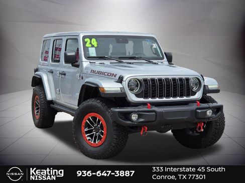 Used 2024 Jeep Wrangler Unlimited Rubicon AWD/4WD image 3