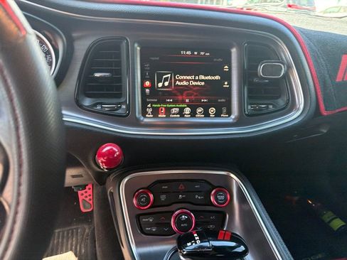 Used 2016 Dodge Challenger R/T RWD image 10