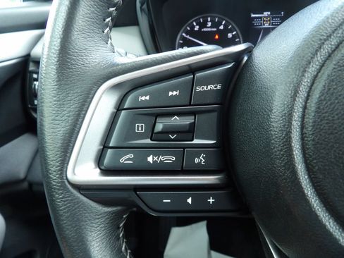 Used 2024 Subaru Outback Premium AWD/4WD image 17