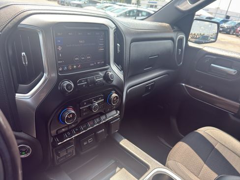 Certified 2019 Chevrolet Silverado 1500 RST AWD/4WD image 22