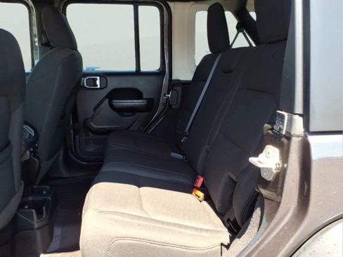 Used 2023 Jeep Wrangler Unlimited Sport AWD/4WD image 29