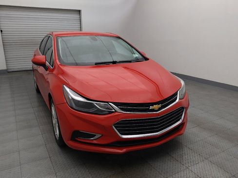 Used 2017 Chevrolet Cruze Premier image 14