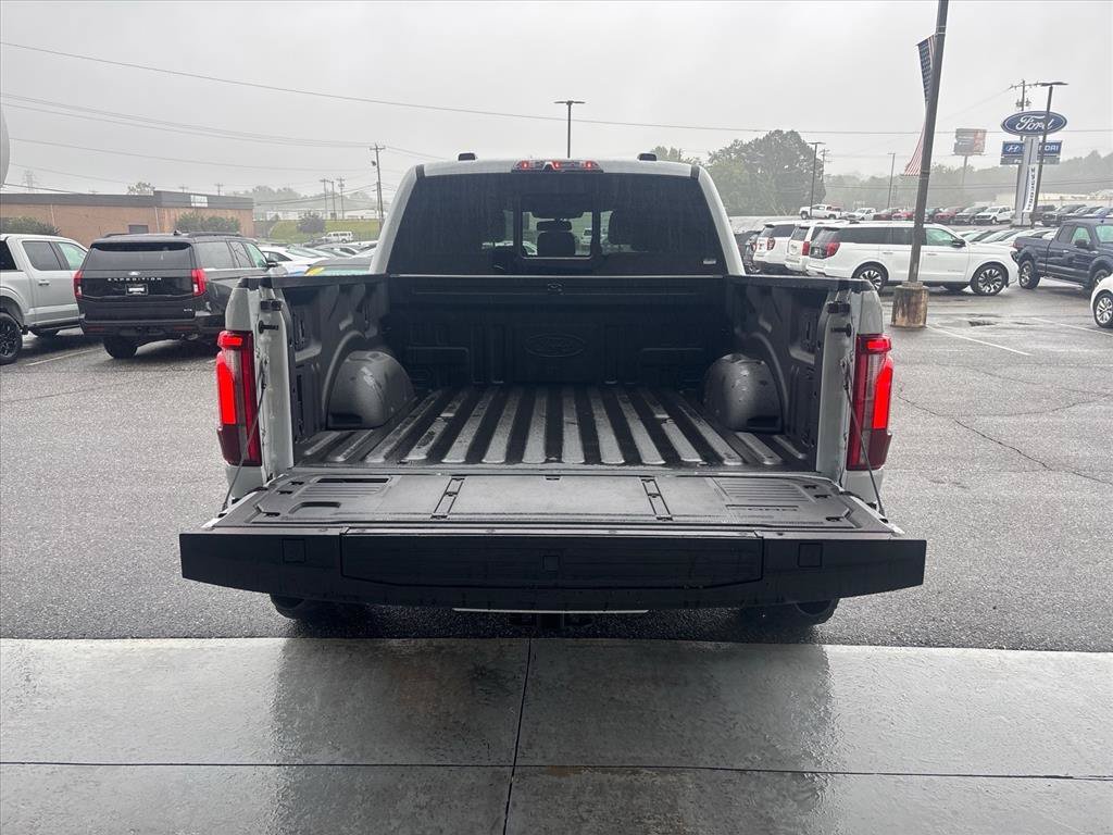 Used 2025 Ford F150 Raptor AWD/4WD image 3