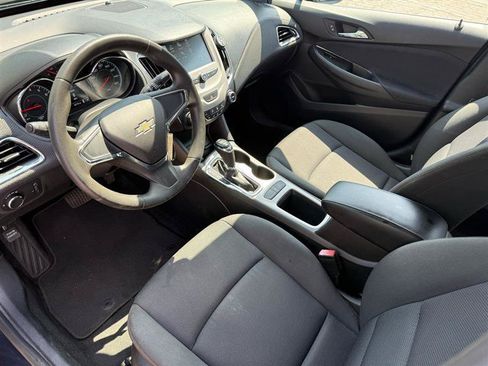 Used 2016 Chevrolet Cruze LS FWD image 13