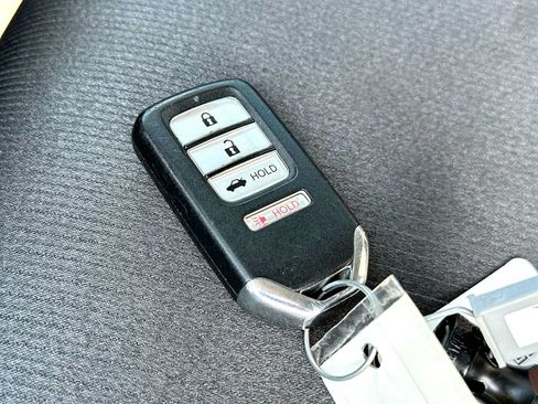 Used 2021 Honda Accord LX image 29