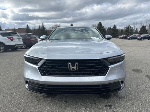 New 2026 Honda Accord Touring image 2