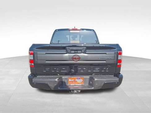 Certified 2025 Nissan Frontier PRO-4X w/ Pro Convenience Package AWD/4WD image 7