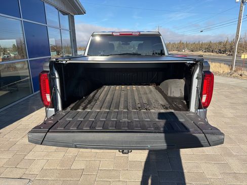 Used 2021 GMC Sierra 1500 AT4 image 5