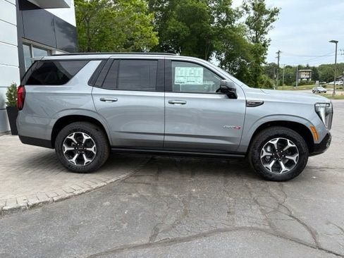 New 2026 GMC Yukon AT4 w/ AT4 Premium Plus Package AWD/4WD image 5