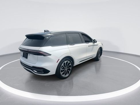 New 2026 Lincoln Nautilus Reserve AWD/4WD image 8