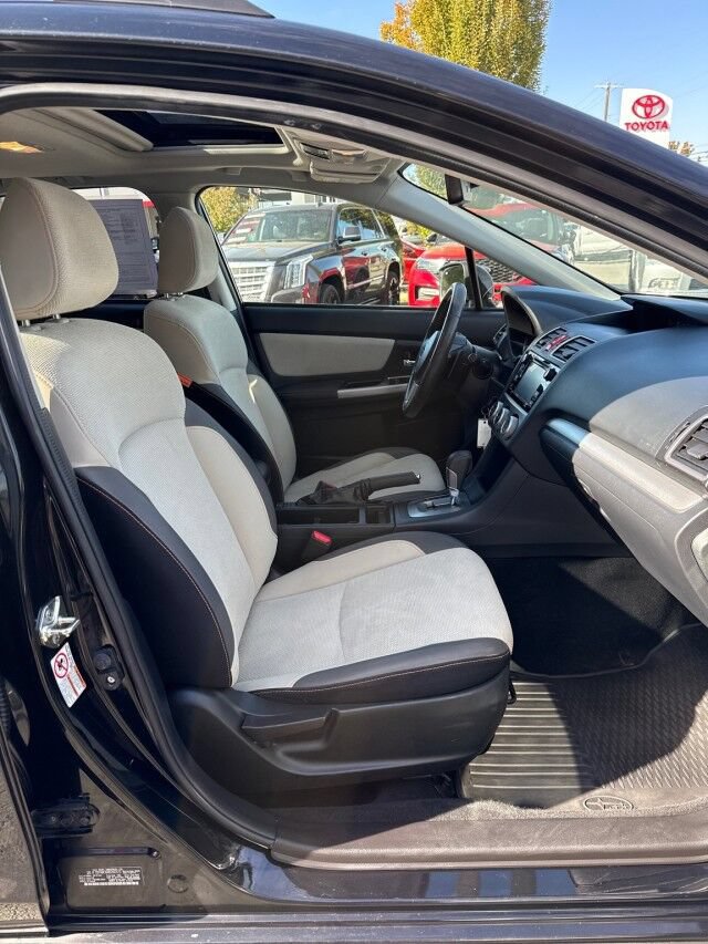 Used 2017 Subaru Crosstrek 2.0i Premium w/ Moonroof Package AWD/4WD image 17