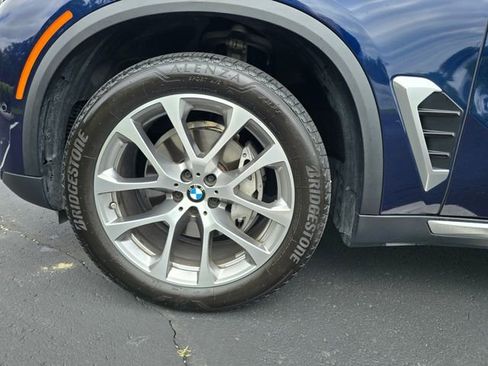 Used 2024 BMW X5 xDrive40i w/ Premium Package AWD/4WD image 11
