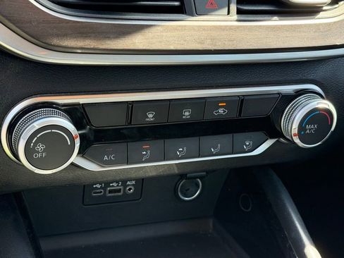 Used 2023 Nissan Altima 2.5 SV image 19