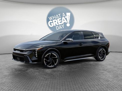 New 2026 Kia K4 GT-Line FWD image 3