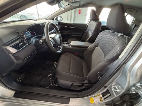 Used 2025 Toyota Camry LE image 26