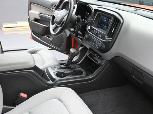 Used 2019 Chevrolet Colorado W/T w/ WT Convenience Package AWD/4WD image 46