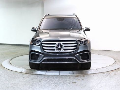 Used 2024 Mercedes-Benz GLS 580 4MATIC image 13
