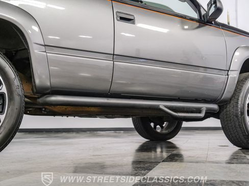 Used 1995 Chevrolet Tahoe 4WD 2-Door image 25