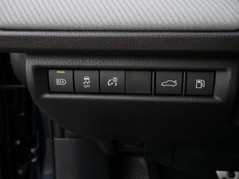 Certified 2026 Toyota Camry SE w/ Convenience Package FWD image 28