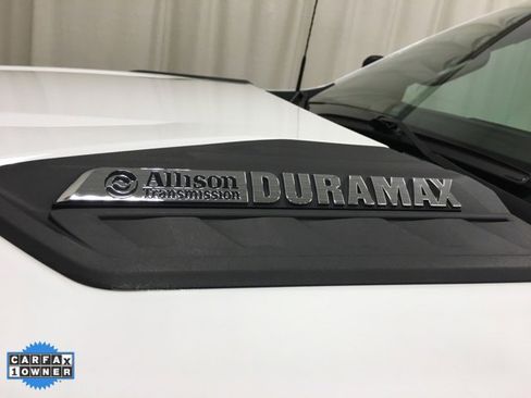 Used 2024 Chevrolet Silverado 2500 LT w/ Convenience Package image 13