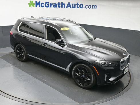 Used 2022 BMW X7 xDrive40i w/ Premium Package AWD/4WD image 3