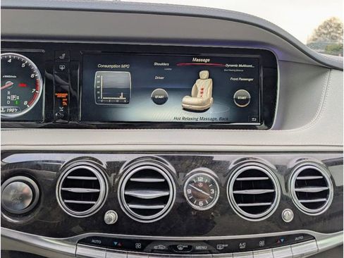 Used 2016 Mercedes-Benz S 550 4MATIC Sedan w/ Premium Package image 22